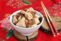 冻豆腐炖肉