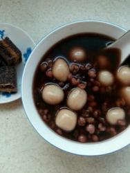 赤小豆薏仁甜汤