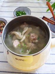 冬瓜肉丸鲜菇汤