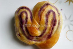 紫薯心形面包