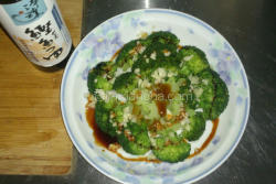 蒜茸绿花椰菜