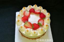 简单水果装饰生日蛋糕