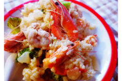 海味鲜虾鱼饺炖饭