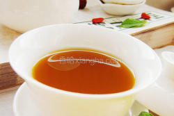 蜂蜜红枣枸杞茶