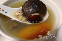 花菇薏米清汤