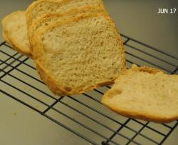 我爱面包机”之法式乡村面包---无糖无油
