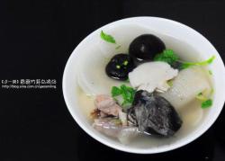 香菇竹荪乌鸡汤