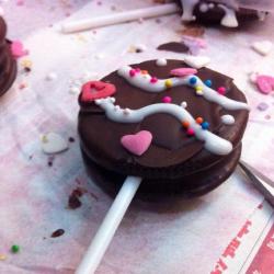 不用烤箱的情人节礼物—奥利奥巧克力饼干饼