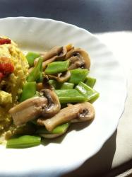 扁豆清炒蘑菇