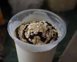 巧克力燕麦酸奶