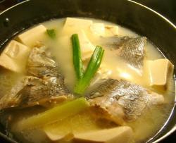 鲈鱼豆腐汤