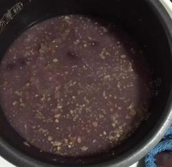 紫薯核桃银耳粥