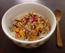 日日早餐-欧式杂浆果营养自制麦片