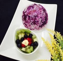 紫薯饭&水果沙拉