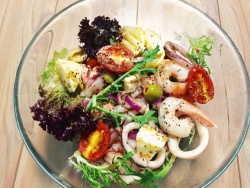 Grilled Seafood Salad 混合海鲜沙拉