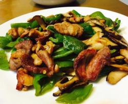 青椒香菇炒鸭肉