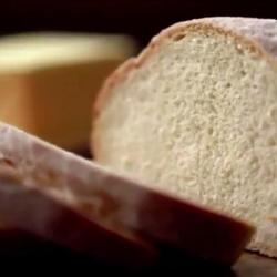 英式大圆面包Blommer.From BBC food