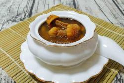 姬松茸猪骨煲汤