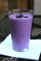果汁:蓝莓冰沙