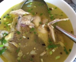 紫砂锅清炖鸡汤