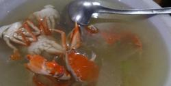 螃蟹白鸭汤
