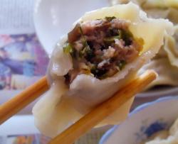 苦苣香菇木耳饺子