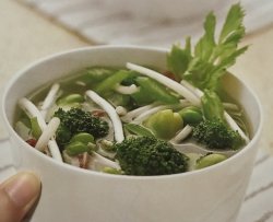 瘦身食谱-什锦蔬菜火腿汤