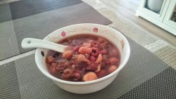 红豆银耳甜汤