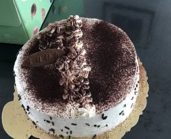 黑酷的蛋糕