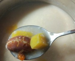 红薯燕麦菠萝蜜籽枸杞粥电热饭盒