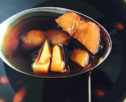 红枣枸杞红糖姜汤