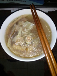 黄芪沙参玉竹百合鸡汤
