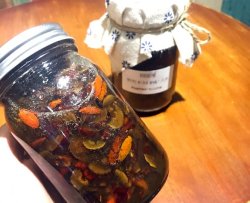 红枣枸杞桂圆蜂蜜茶