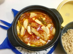 韩式泡菜汤 Kimchi Jjiga