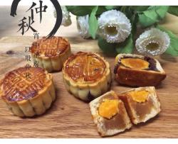 广式蛋黄莲蓉/豆沙月饼