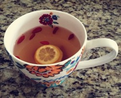 蜂蜜柠檬枸杞茶