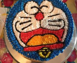 哆啦A梦裱花蛋糕