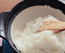 焖一锅香喷喷大米饭