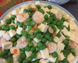 虾仁豌豆烩豆腐