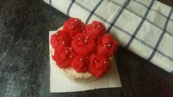 红玫瑰蛋糕