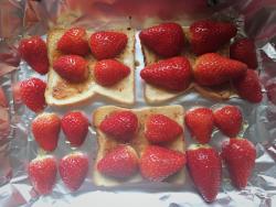面包脆草莓
