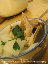 汤煲篇——【白萝卜羊肉汤】