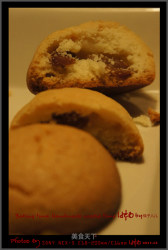 【我的烘培时间】酸酸甜甜酥酥脆脆---葡萄干、蔓越莓干夹心圆饼干