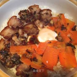 腊肉胡萝卜砂锅饭