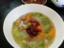 西安肉丸胡辣汤（多图，附带饼和油泼辣椒的做法）