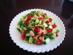 #我最喜爱的家常菜# 松茸拌黄瓜丁