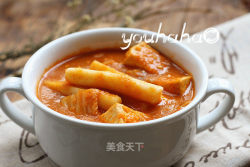 泡菜年糕豆腐汤