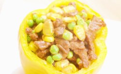 黄椒牛肉盅 宝宝辅食，豌豆+玉米+胡萝卜