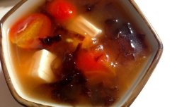 饱腹又美味的减肥汤-蕃茄豆腐汤