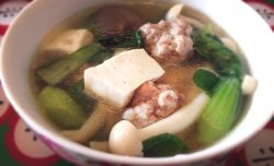 【超健康减肥圣汤】菌菇肉丸毛菜豆腐汤